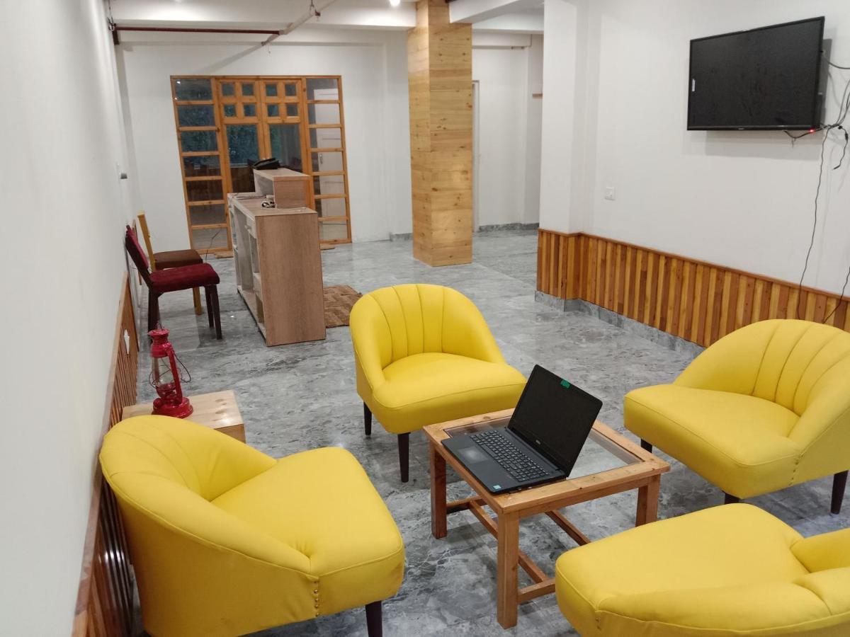 Resort Apple Flower By Manali Mall Road Ngoại thất bức ảnh