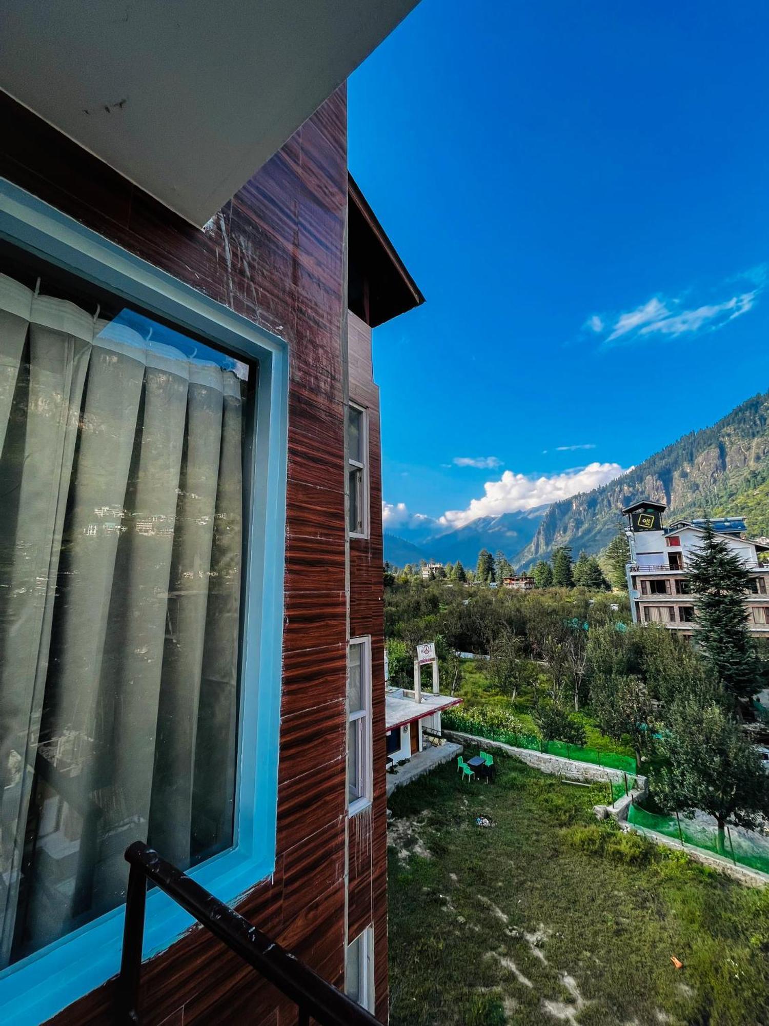 Resort Apple Flower By Manali Mall Road Ngoại thất bức ảnh